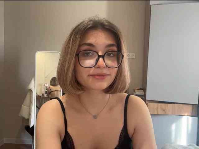 AlbaMihelcic webcam