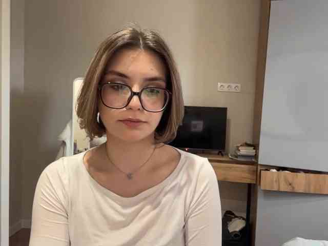 AlbaMihelcic webcam