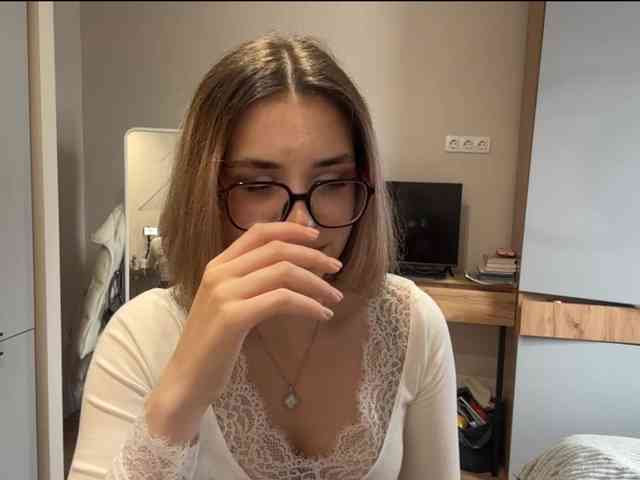 AlbaMihelcic webcam