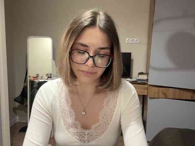 AlbaMihelcic webcam