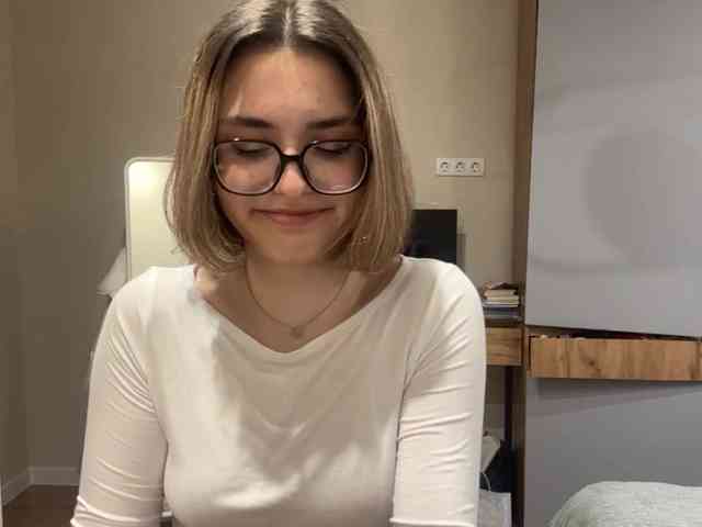 AlbaMihelcic webcam
