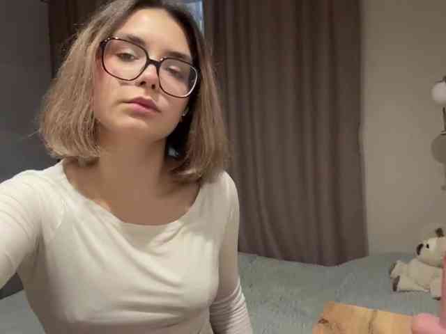 AlbaMihelcic webcam