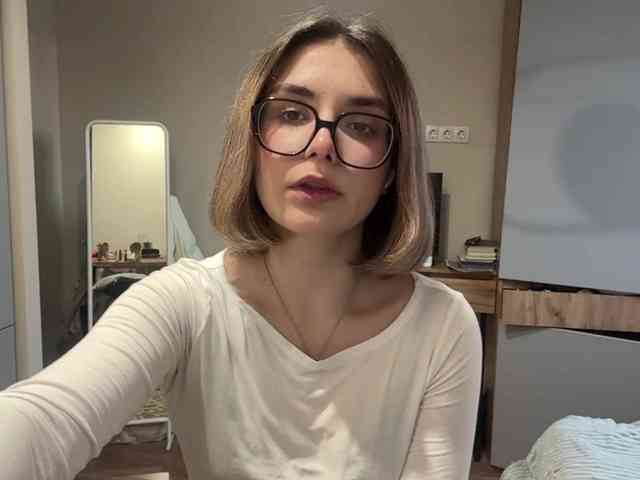 AlbaMihelcic webcam