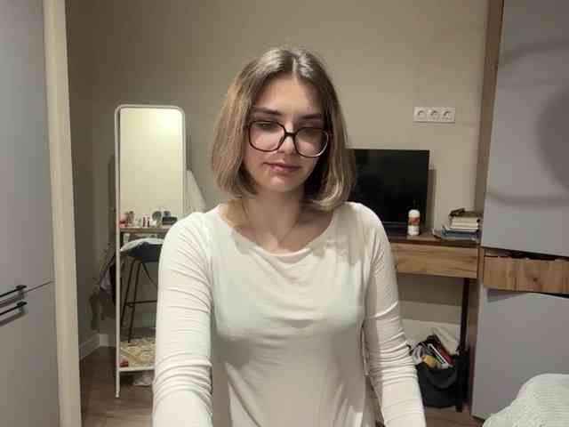 AlbaMihelcic webcam