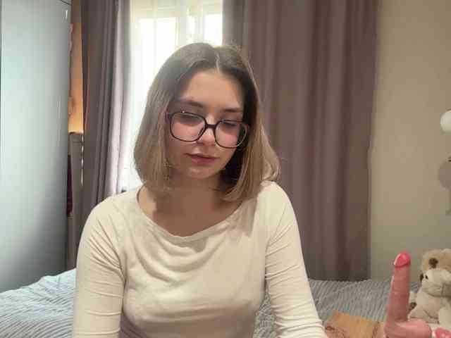 AlbaMihelcic webcam