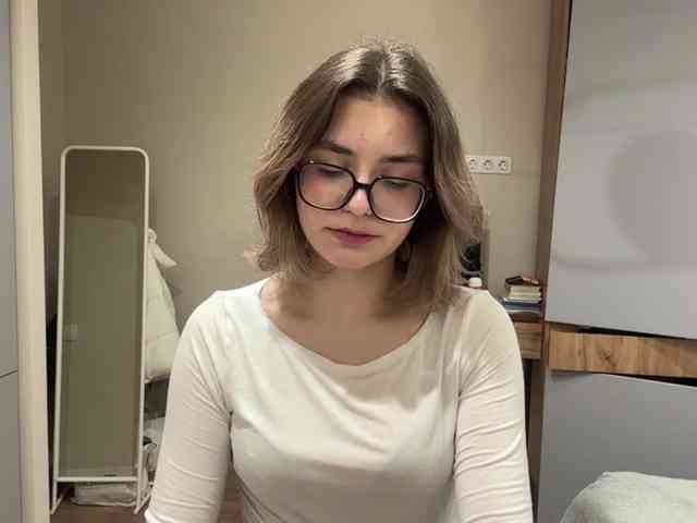 AlbaMihelcic webcam