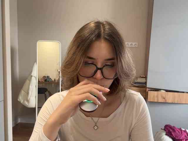 AlbaMihelcic webcam