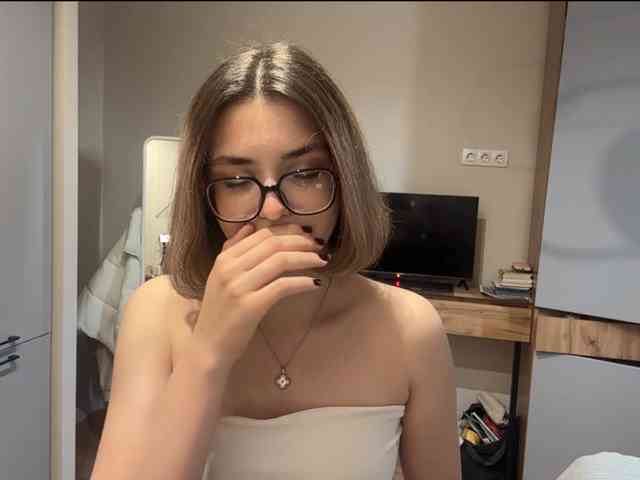 AlbaMihelcic webcam