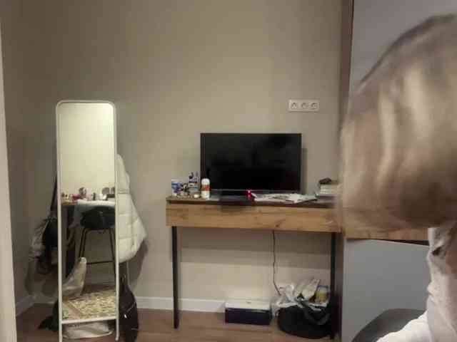 AlbaMihelcic webcam