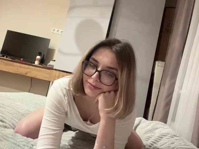 AlbaMihelcic webcam