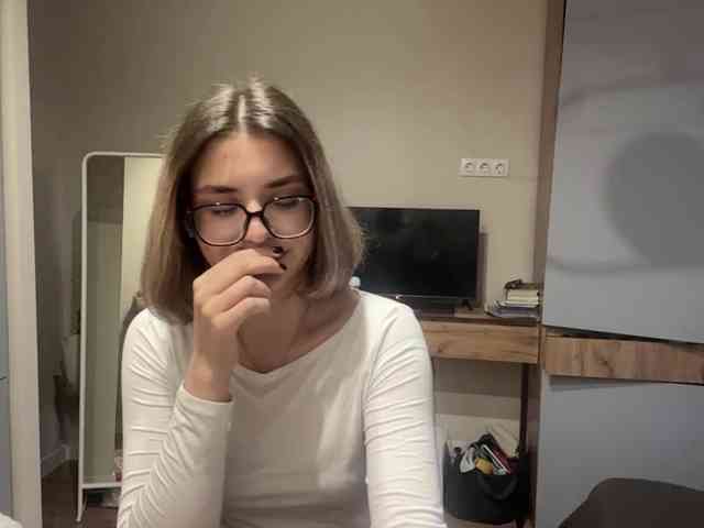 AlbaMihelcic webcam