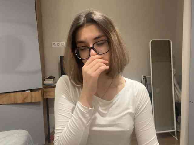 AlbaMihelcic webcam