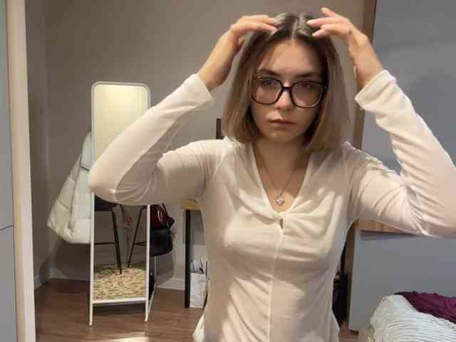 AlbaMihelcic webcam