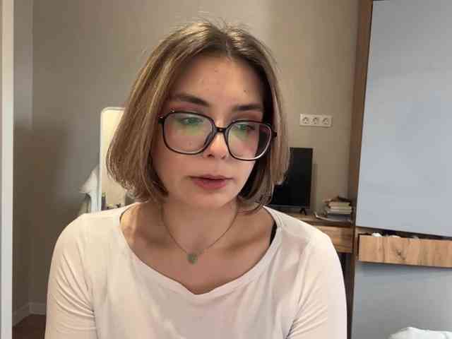 AlbaMihelcic webcam