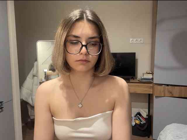 AlbaMihelcic webcam
