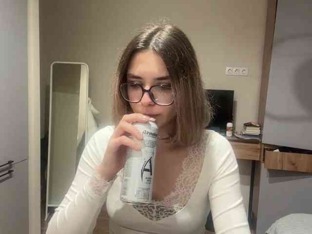 AlbaMihelcic webcam