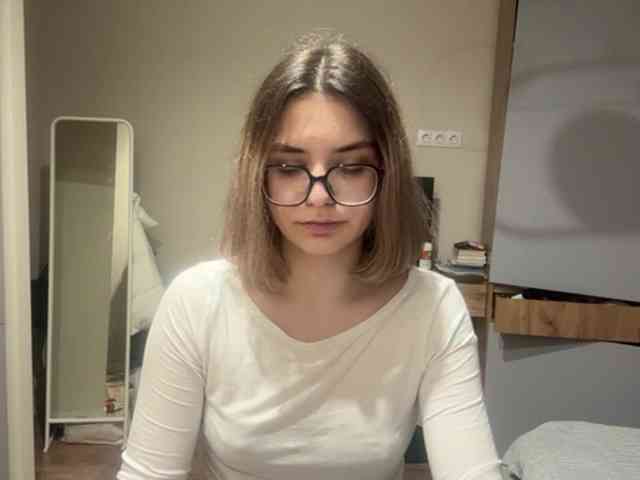 AlbaMihelcic webcam