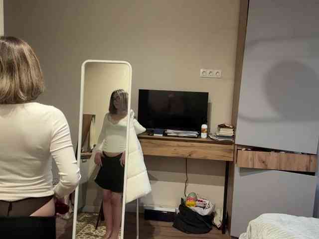 AlbaMihelcic webcam