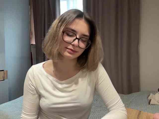 AlbaMihelcic webcam