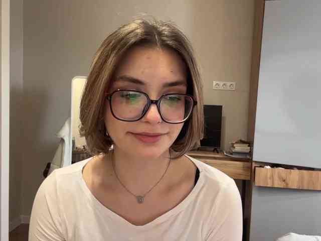 AlbaMihelcic webcam