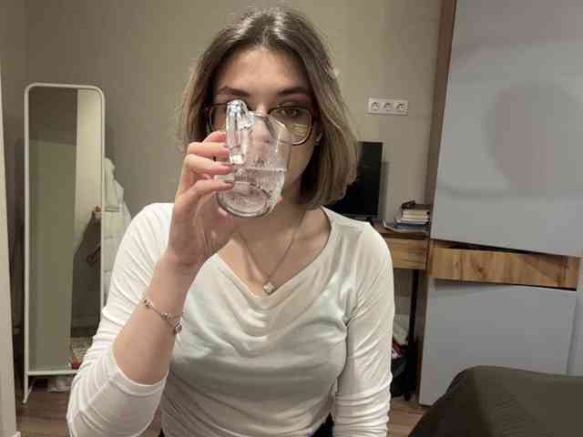 AlbaMihelcic webcam