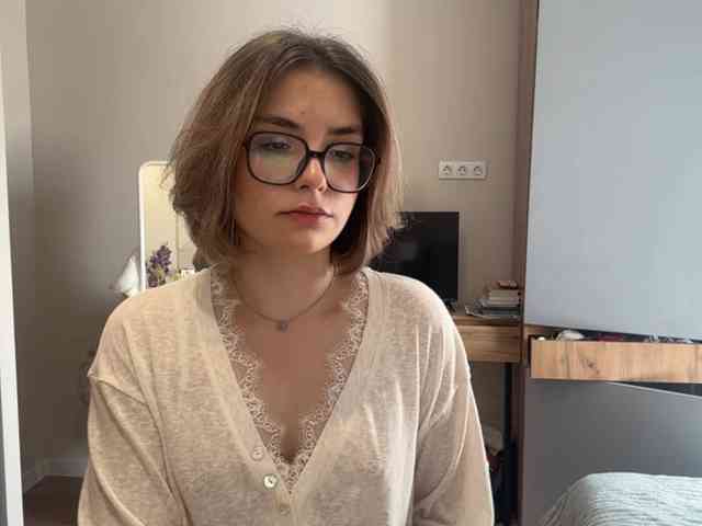 AlbaMihelcic webcam
