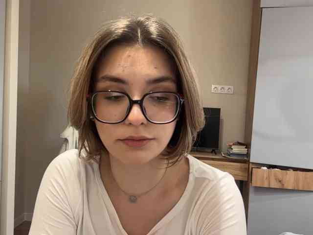 AlbaMihelcic webcam