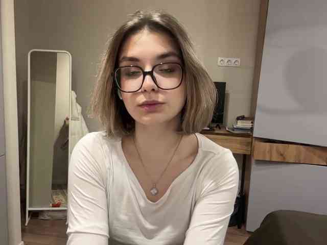AlbaMihelcic webcam