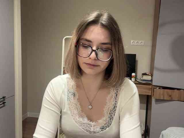 AlbaMihelcic webcam