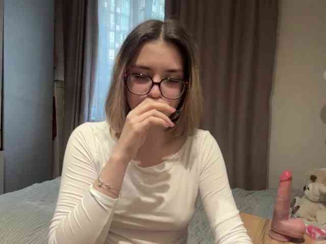 AlbaMihelcic webcam
