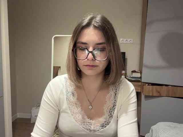 AlbaMihelcic webcam