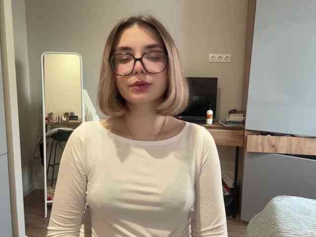 AlbaMihelcic webcam