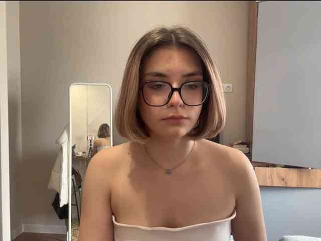 AlbaMihelcic webcam