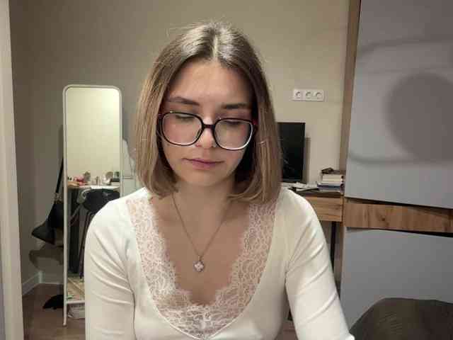AlbaMihelcic webcam
