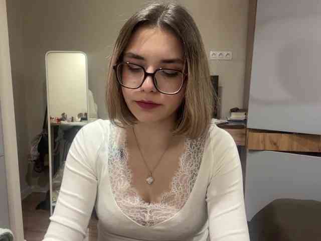AlbaMihelcic webcam