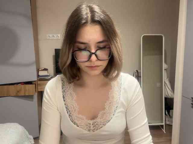 AlbaMihelcic webcam