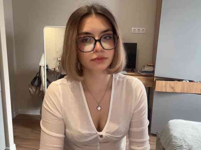 AlbaMihelcic webcam