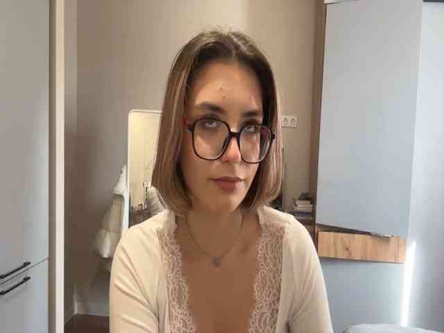 AlbaMihelcic webcam