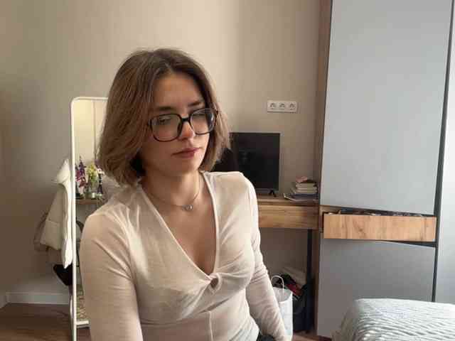 AlbaMihelcic webcam