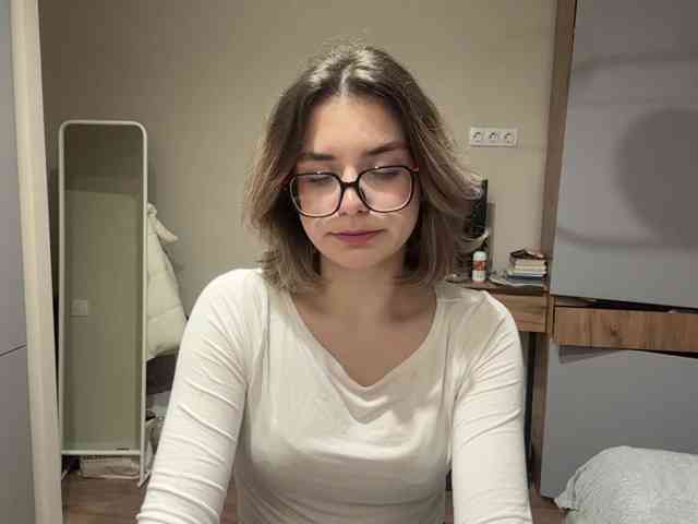 AlbaMihelcic webcam