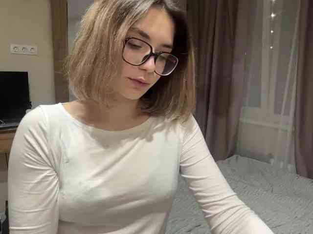AlbaMihelcic webcam