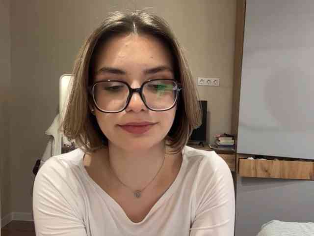 AlbaMihelcic webcam