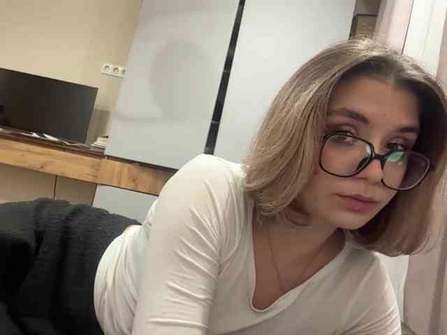 AlbaMihelcic webcam