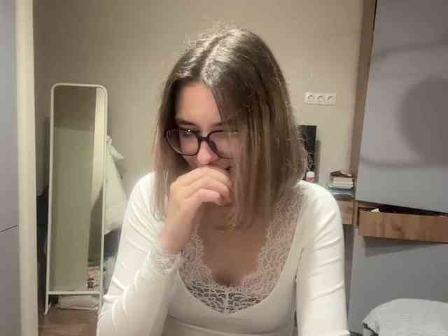 AlbaMihelcic webcam