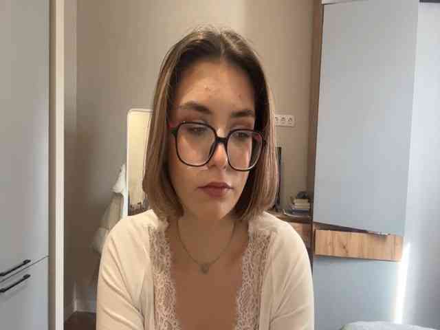 AlbaMihelcic webcam