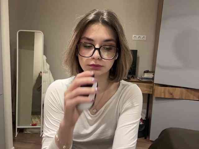AlbaMihelcic webcam