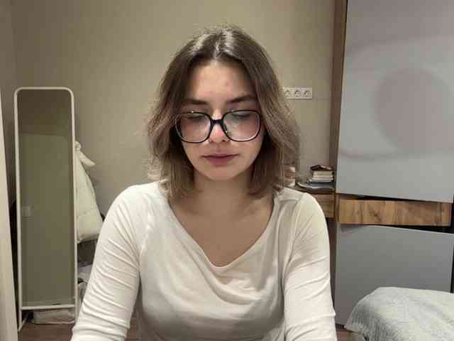 AlbaMihelcic webcam