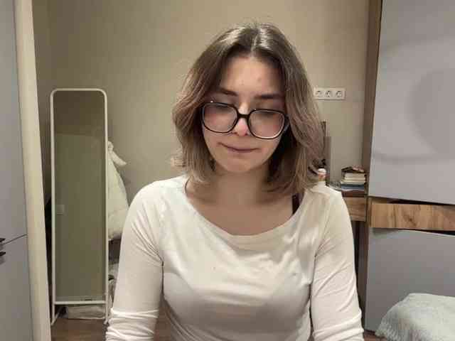 AlbaMihelcic webcam