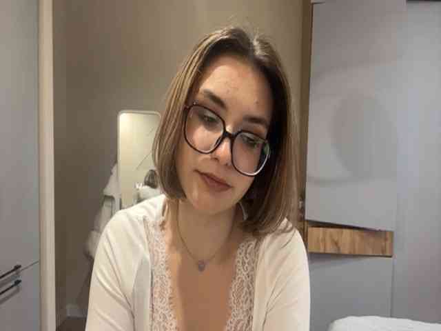 AlbaMihelcic webcam