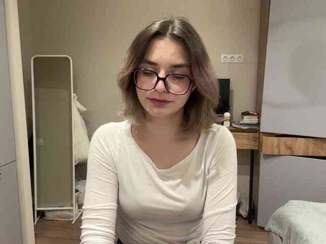 AlbaMihelcic webcam